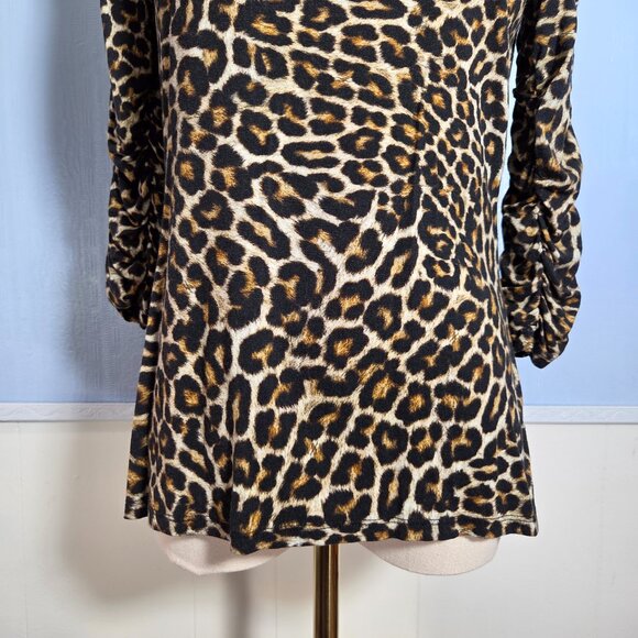 Bailey / 44 Medium Classic Animal Print Scrunched 3/4 Sleeve Lightweight Tee - Picture 3 of 10